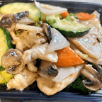 Best 蘑菇鸡片 Mushroom Chicken in Portland, OR